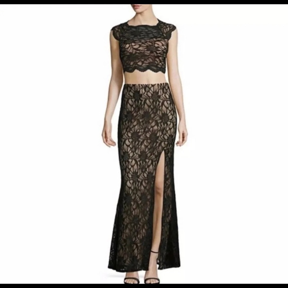 Formal gown. Size 5